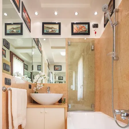 Garden Mansion With Private Mooring R&r *
