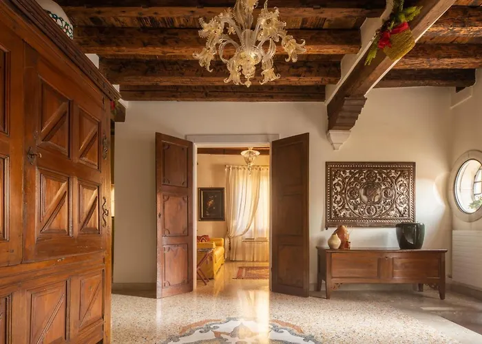 Garden Mansion With Private Mooring R&r *